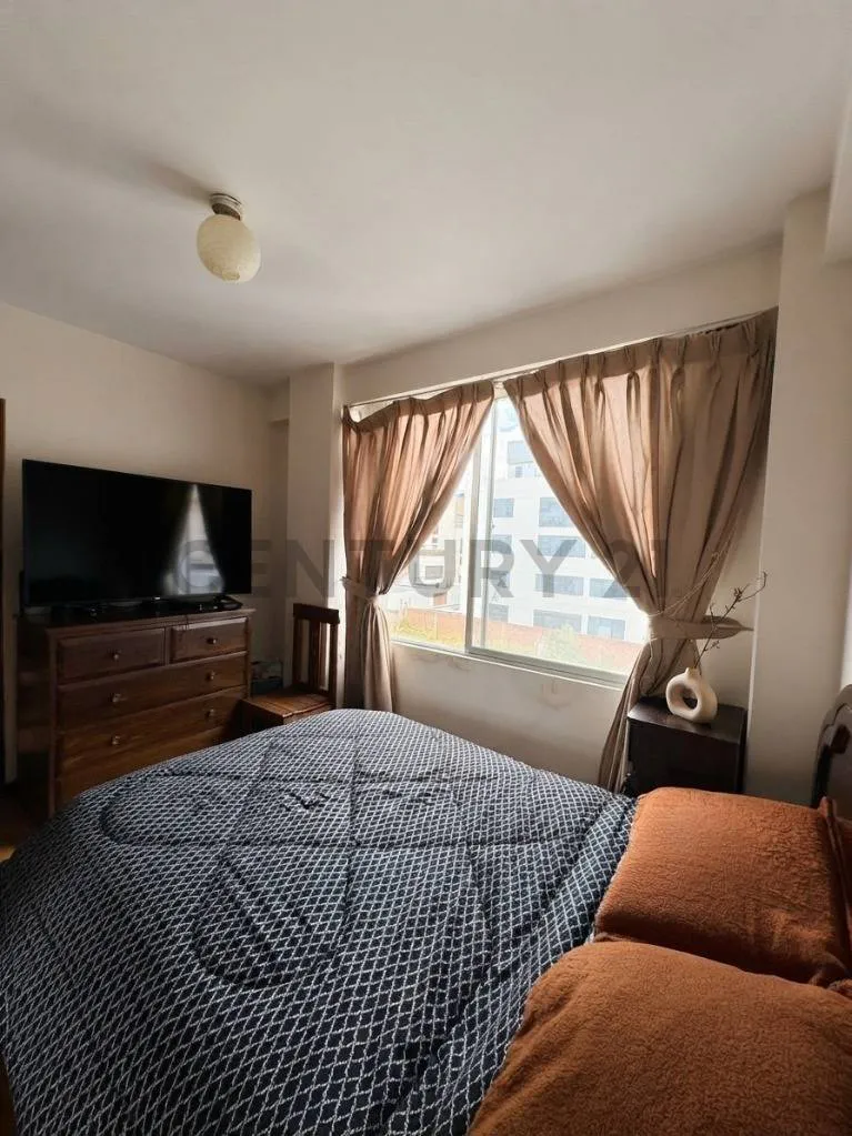 Foto 5 de Departamento de 1 Dormitorio en Anticretico en Calacoto