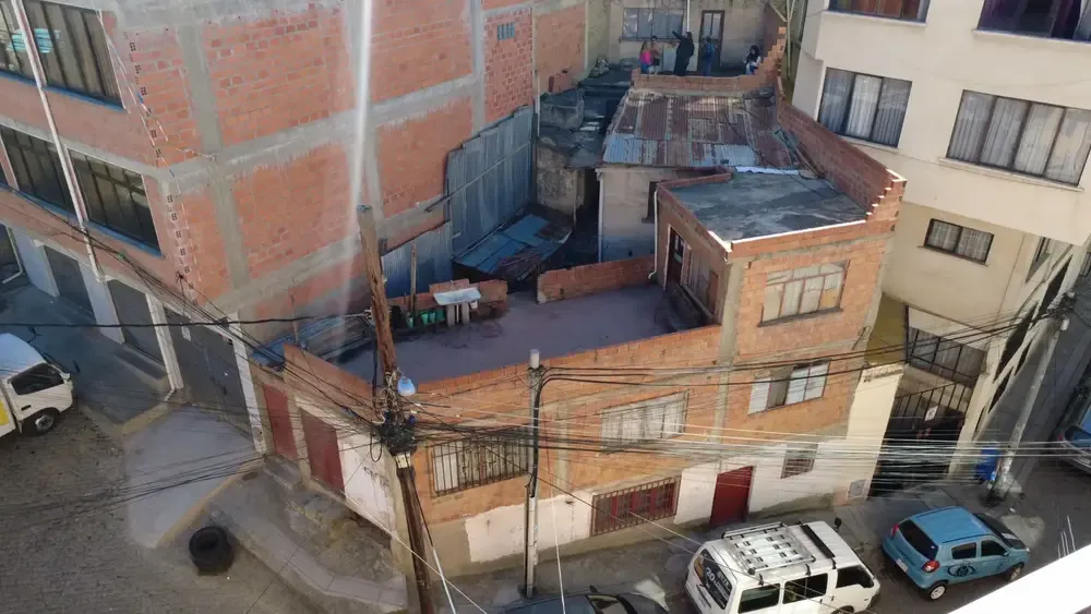 Foto 1 de Casa / Terreno en Venta – Centro de La Paz ¡