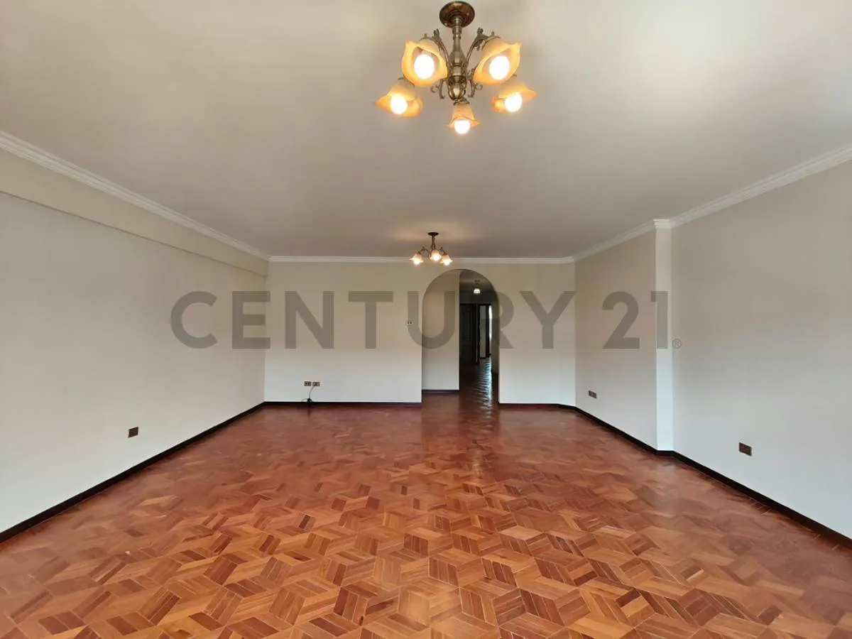 Foto 6 de Departamento en alquiler en Miraflores,Av.Saavedra entre Villalobos yDiaz Romero