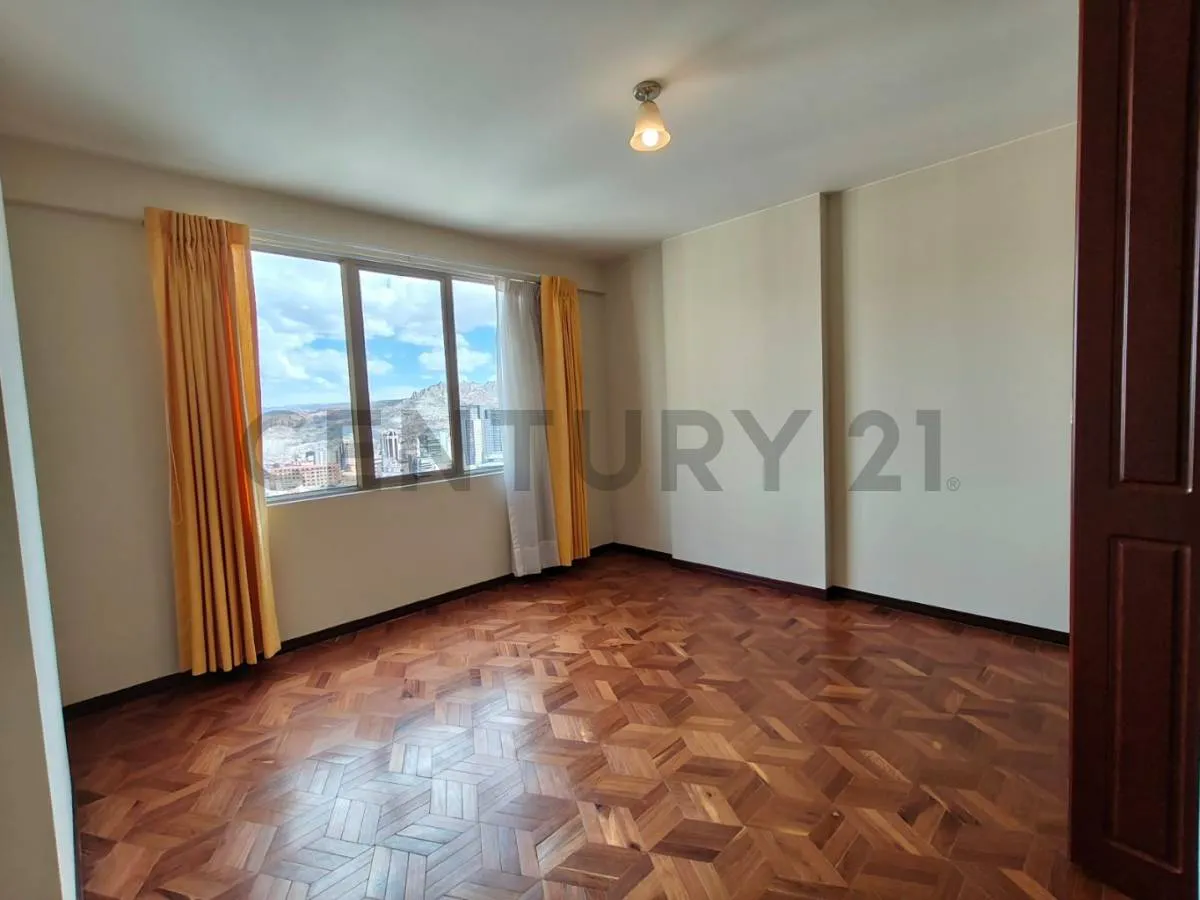 Foto 14 de Departamento en alquiler en Miraflores,Av.Saavedra entre Villalobos yDiaz Romero