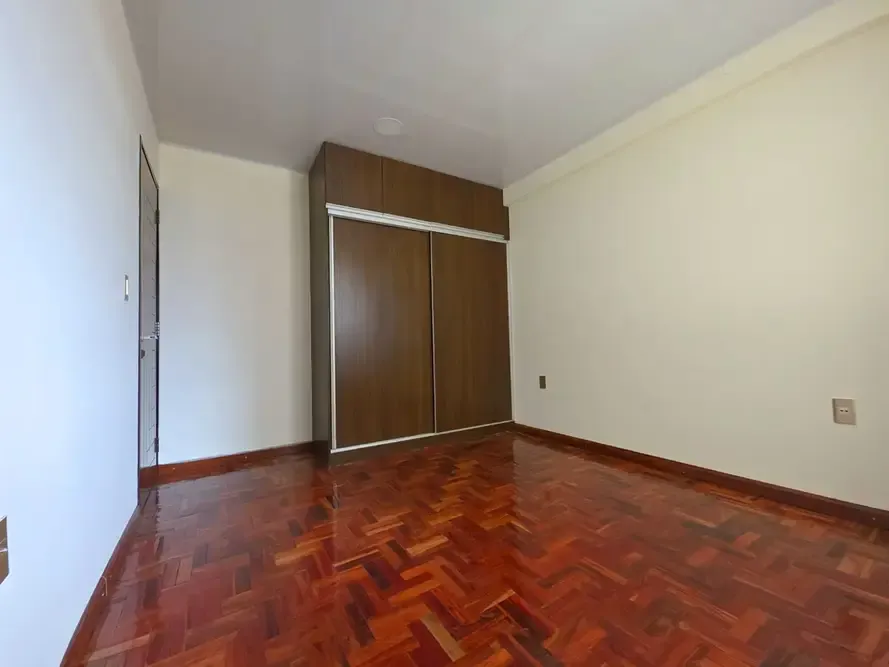 Foto 7 de Departamento a Estrenar en Venta Cerca al Mercado Campero
