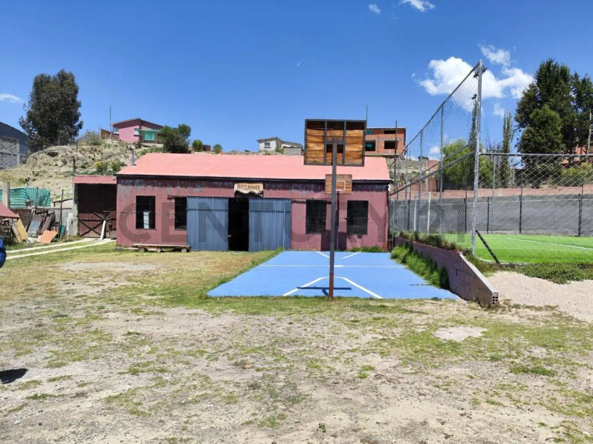 Foto 1 de Propiedad Multifuncional en Alquiler Semiamoblado – Marquirivi, Achocalla