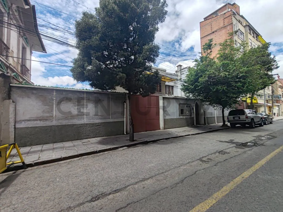 Foto 14 de Venta de dos edificios comerciales y casa con galpones, Avenida Montes