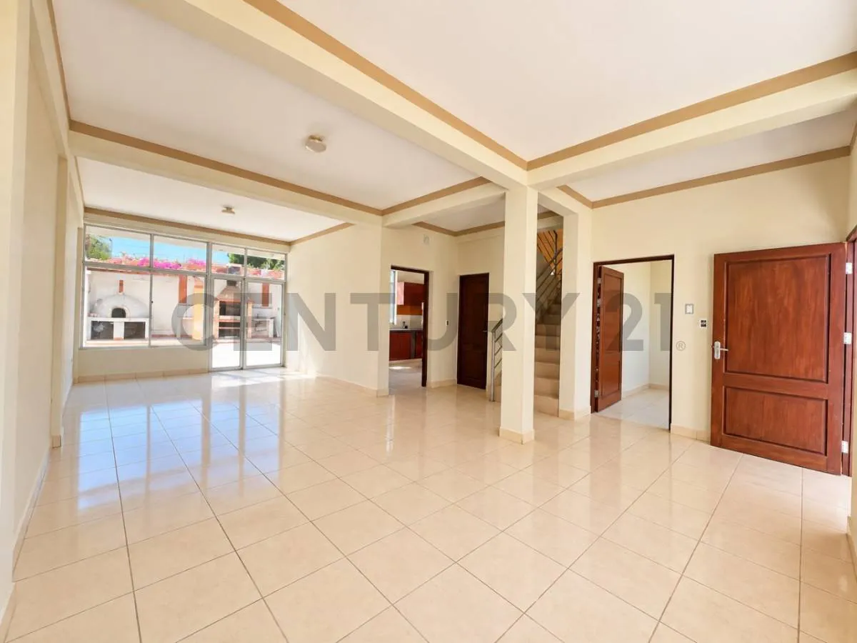 Foto 4 de En Alquiler Casa - B/ Tabladita - Bs.-5000