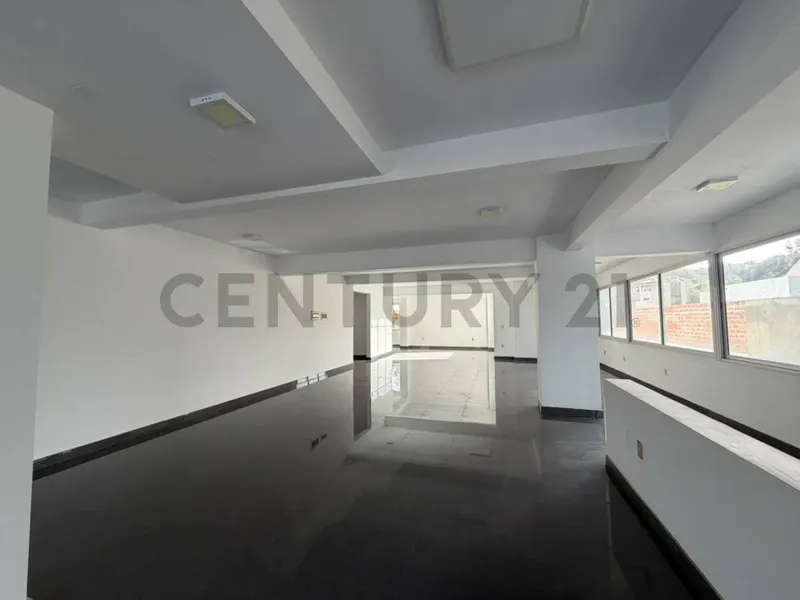 Foto 8 de Venta Local Comercial Edificio La Banda