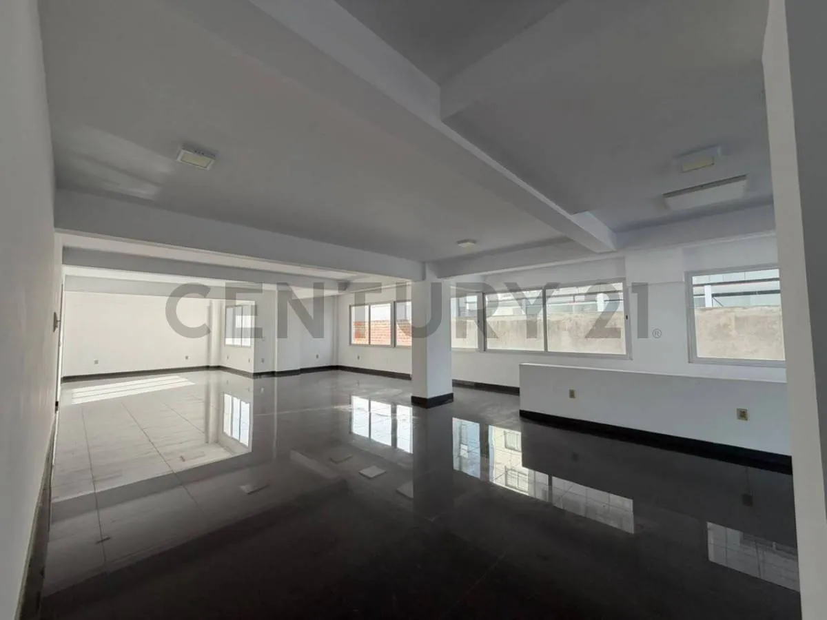 Foto 10 de Venta Local Comercial Edificio La Banda