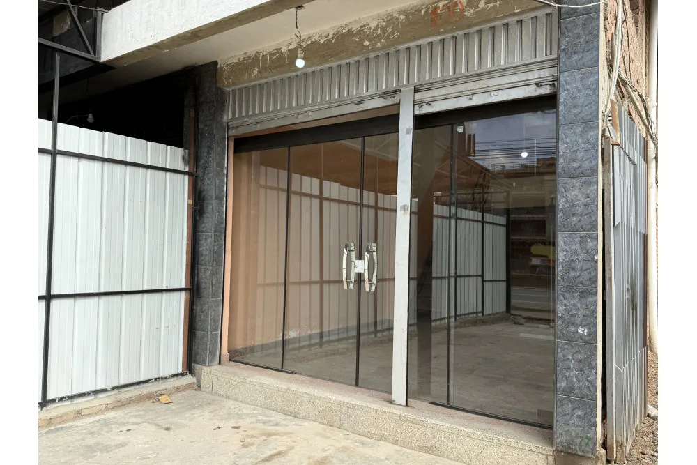 Foto 7 de Local Comercial en Alquiler Sobre Av. Villazón Km 7