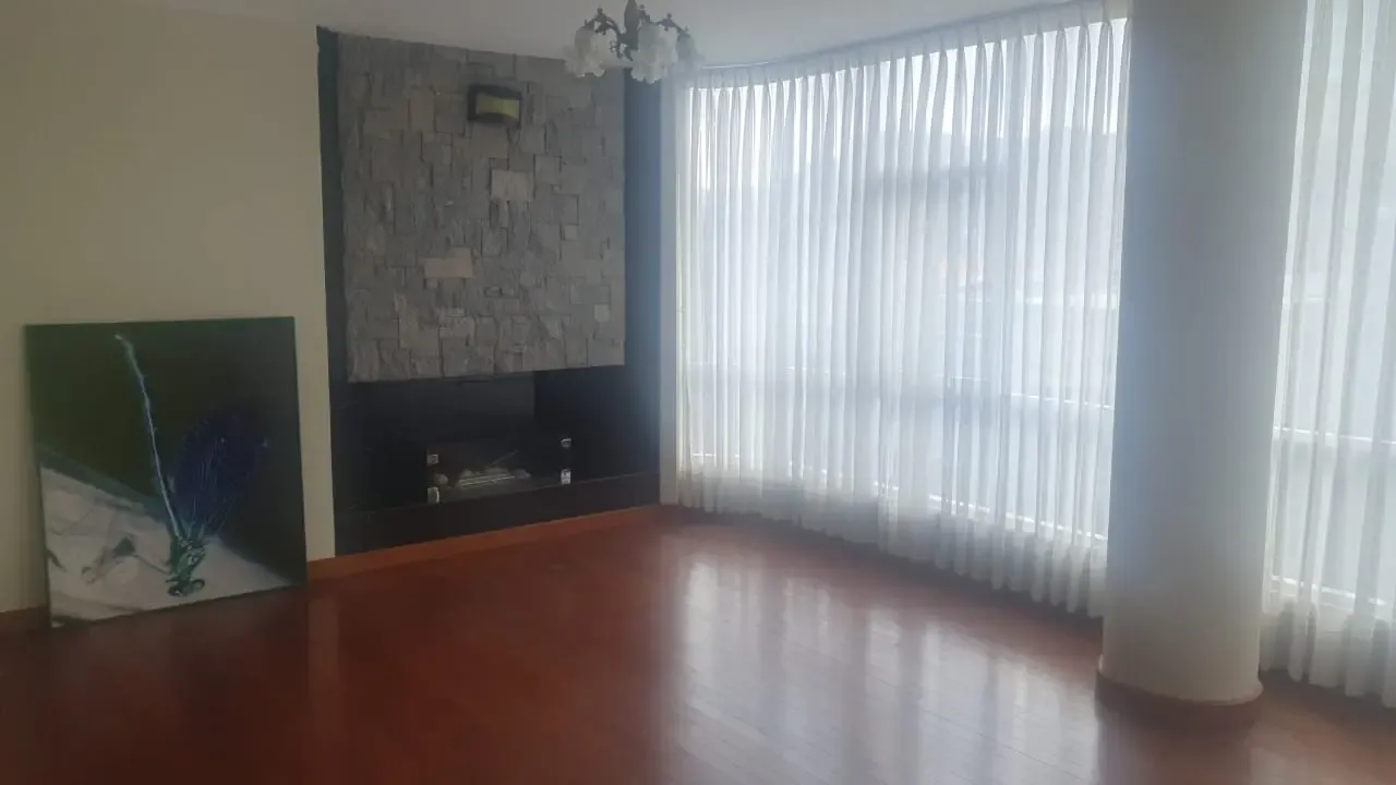 Foto 1 de Departamento en Alquiler en Calacoto