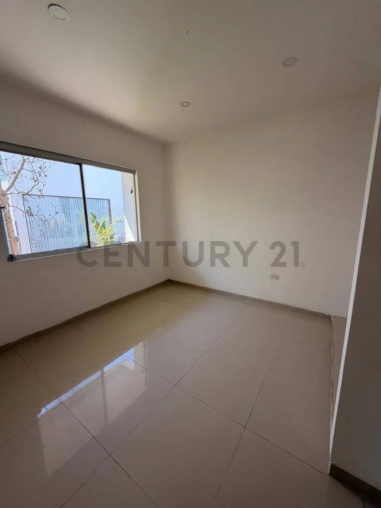 Foto 5 de Casa en alquiler en el Condominio Mirage, Urubo