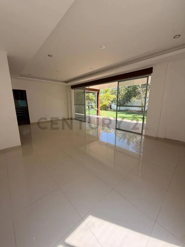 Foto 8 de Casa en alquiler en el Condominio Mirage, Urubo