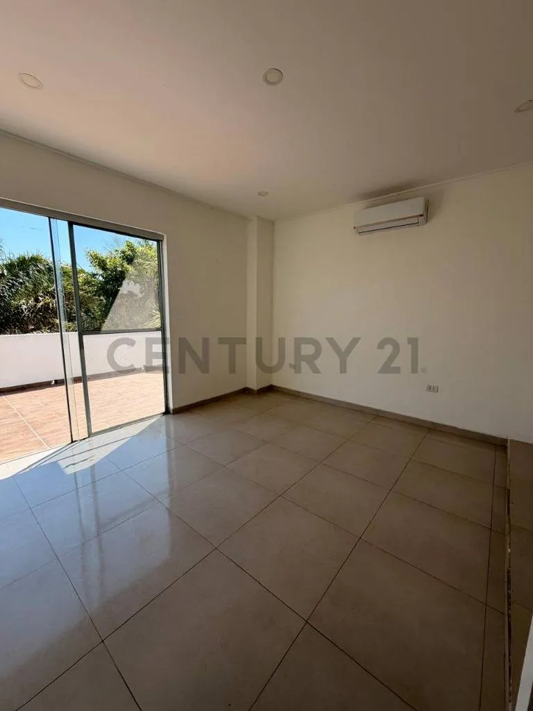 Foto 18 de Casa en alquiler en el Condominio Mirage, Urubo