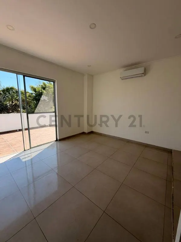 Foto 18 de Casa en alquiler en el Condominio Mirage, Urubo