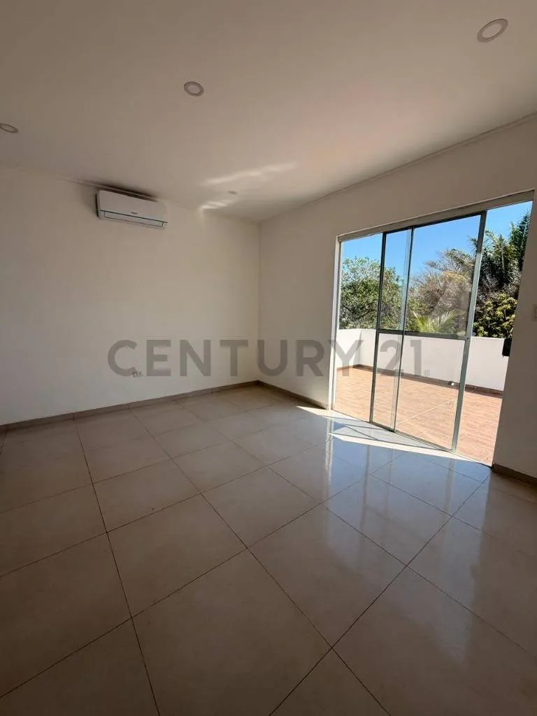 Foto 17 de Casa en alquiler en el Condominio Mirage, Urubo