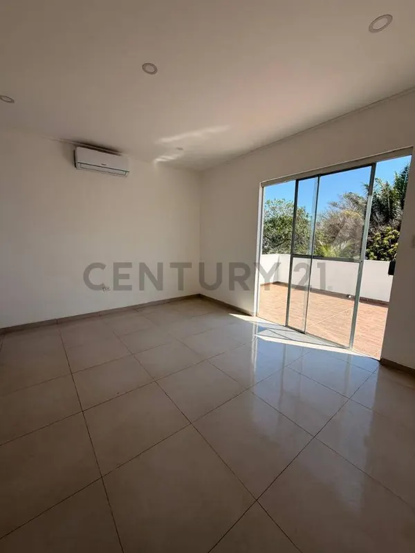 Foto 17 de Casa en alquiler en el Condominio Mirage, Urubo