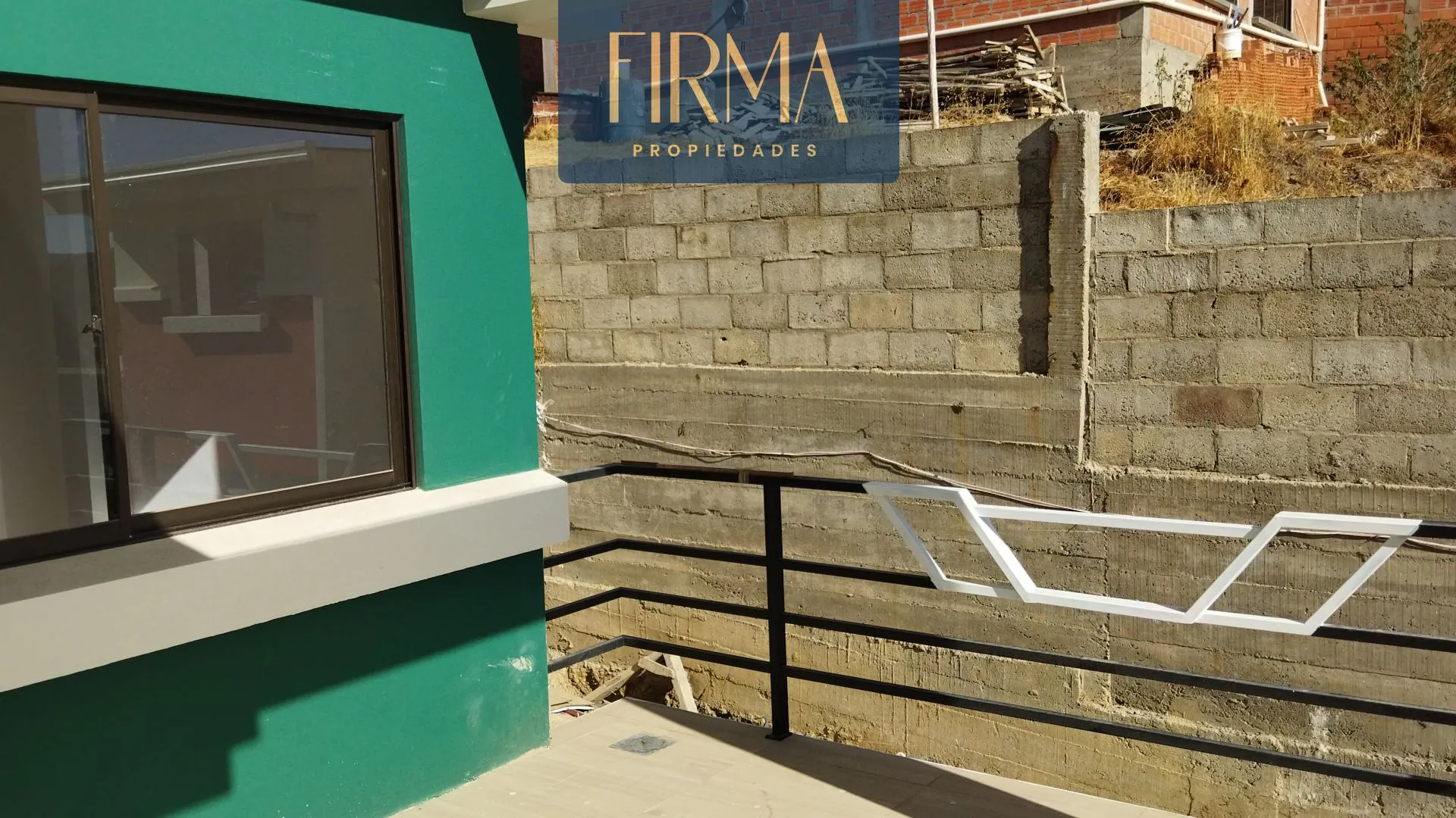 Foto 18 de Compra Esta Casa en Condominio Privado en Los Rosales de Alto Calacoto