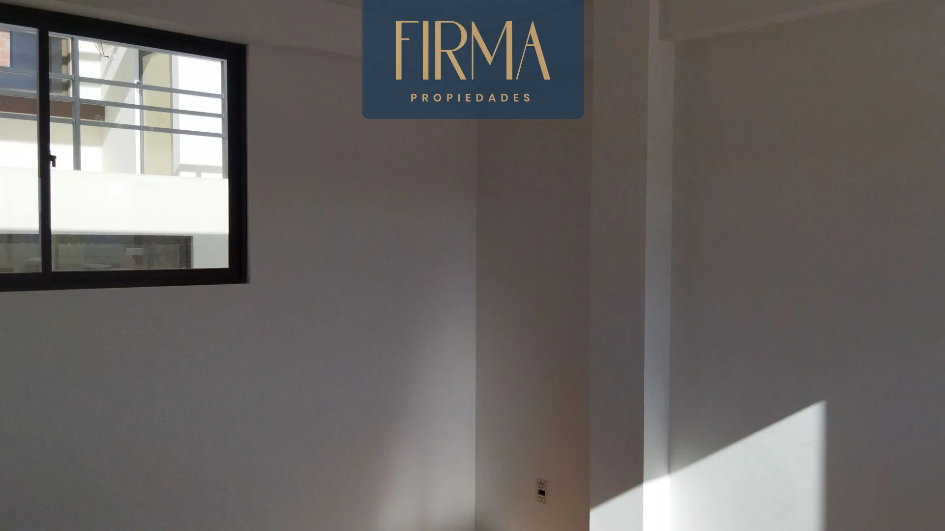 Foto 8 de Compra Esta Casa en Condominio Privado en Los Rosales de Alto Calacoto