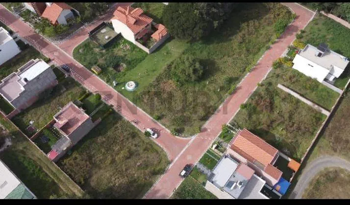 Foto 1 de Terreno en venta