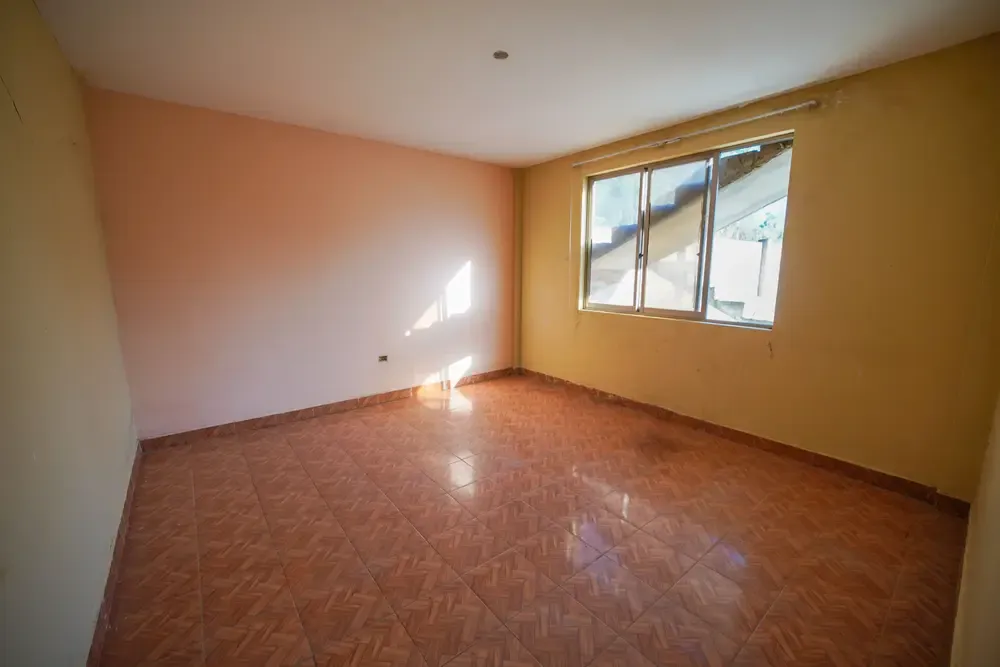 Foto 9 de Terreno con Construcción en Venta – Próximo a Av. Ecológica y Puente Khora