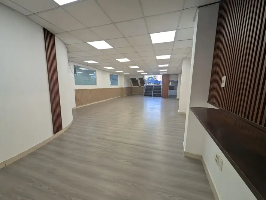 Foto 3 de Oficinas u Local Comercial en Alquiler