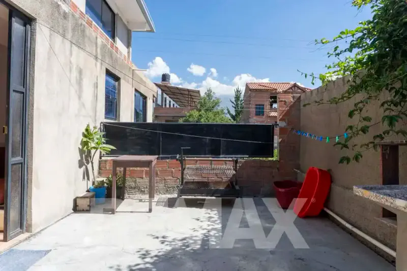 Foto 8 de Viva en paz, seguridad y comunidad: Casa exclusiva a pasos de la Universidad Adventista de Bolivia