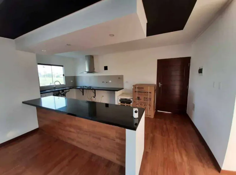 Foto 7 de Casa en alquiler Cond. La Florida 1