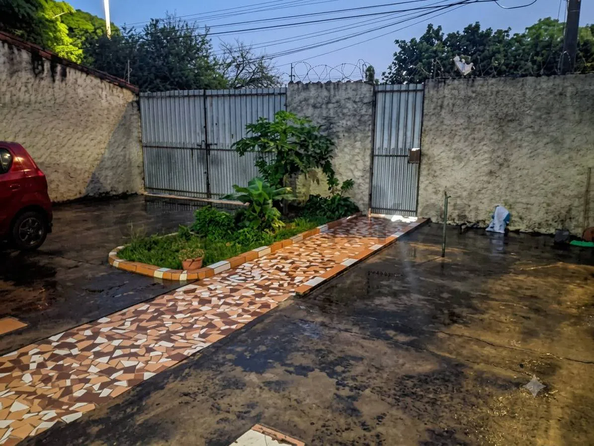Foto 8 de Casa en Anticretico Sudeste 300.000 Bs