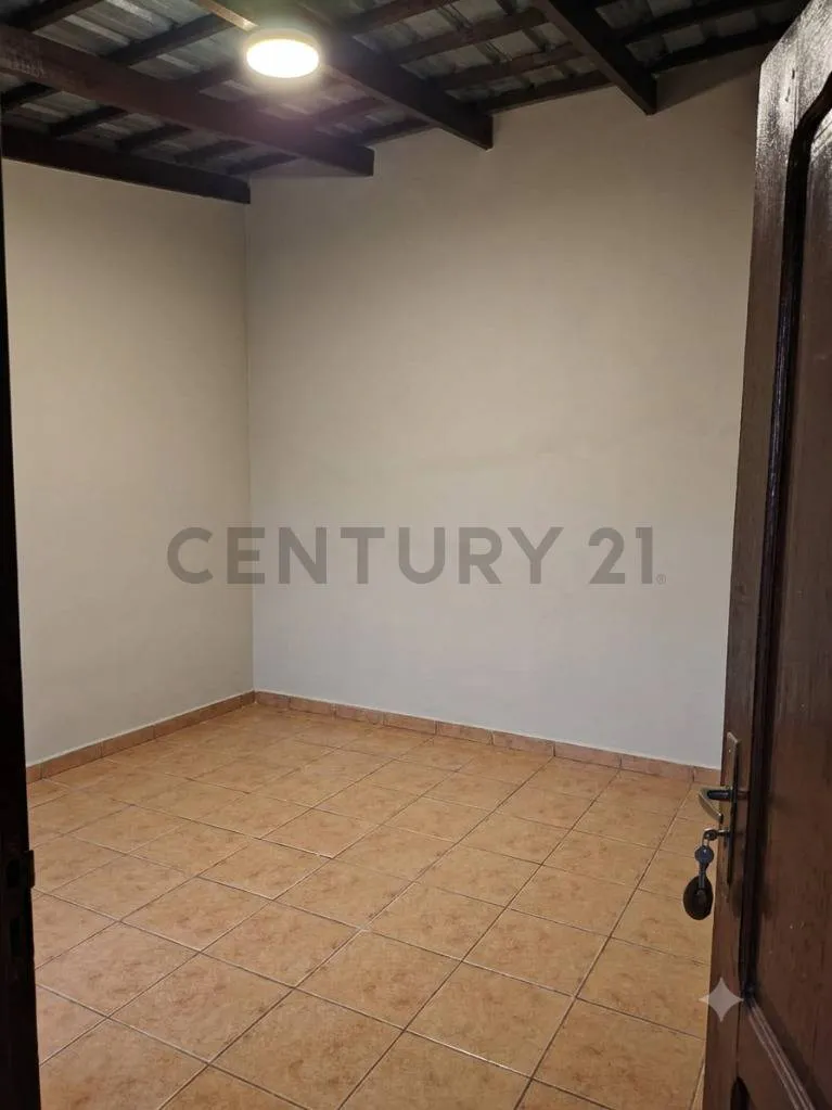 Foto 6 de Casa en Anticretico Sudeste 300.000 Bs