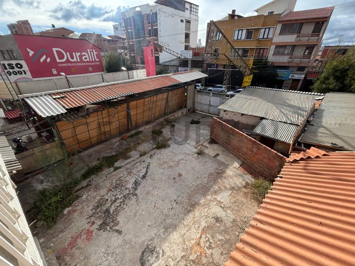 Foto 15 de Casa Comercial Tipo Galpón en Alquiler – Zona Terminal