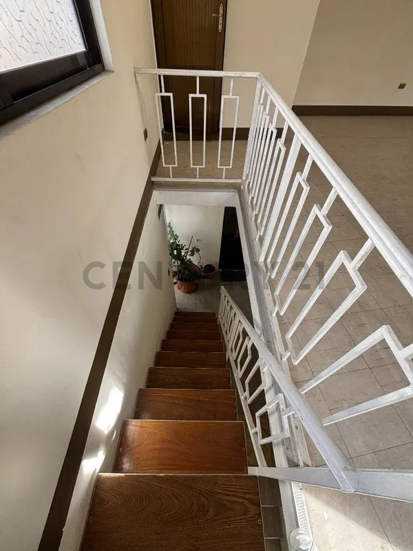 Foto 6 de Casa Comercial Tipo Galpón en Alquiler – Zona Terminal
