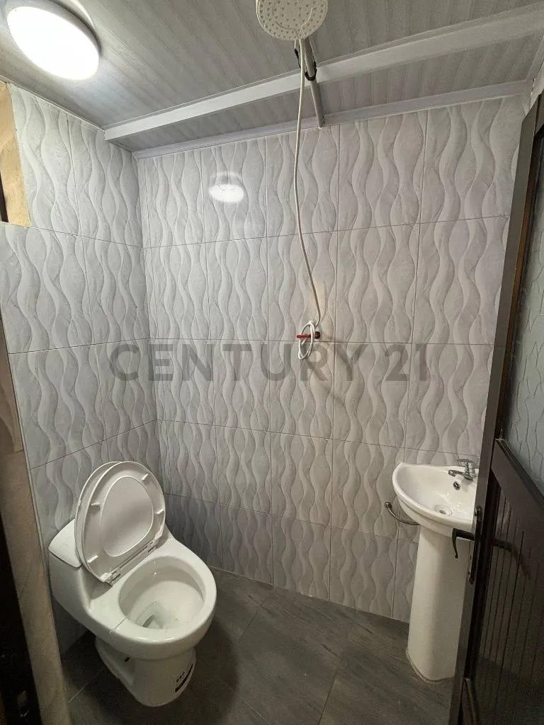 Foto 14 de Casa Comercial Tipo Galpón en Alquiler – Zona Terminal
