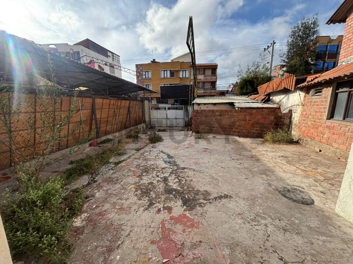 Foto 10 de Casa Comercial Tipo Galpón en Alquiler – Zona Terminal