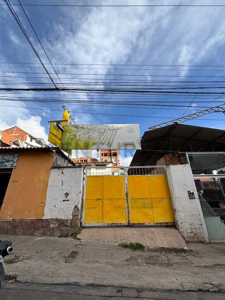 Foto 8 de Casa Comercial Tipo Galpón en Alquiler – Zona Terminal