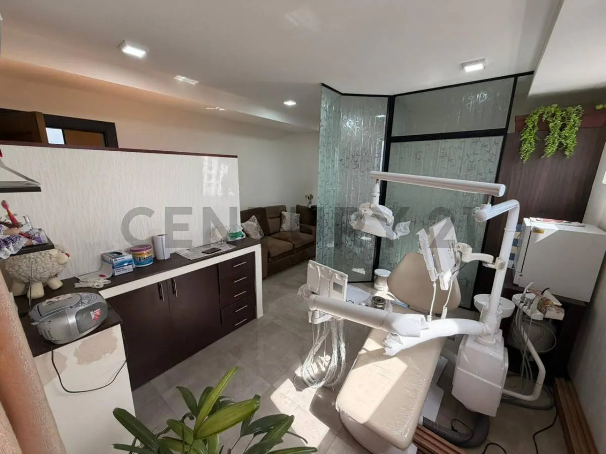 Foto 5 de Consultorio dental en venta de 27,48 metros cuadrados, completamente equipado