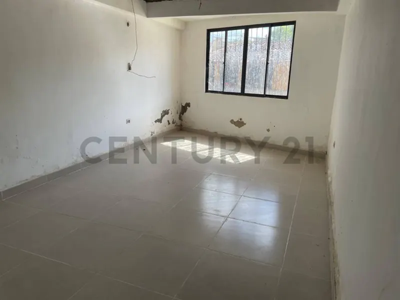 Foto 8 de Inmueble en Ubicación Estratégica