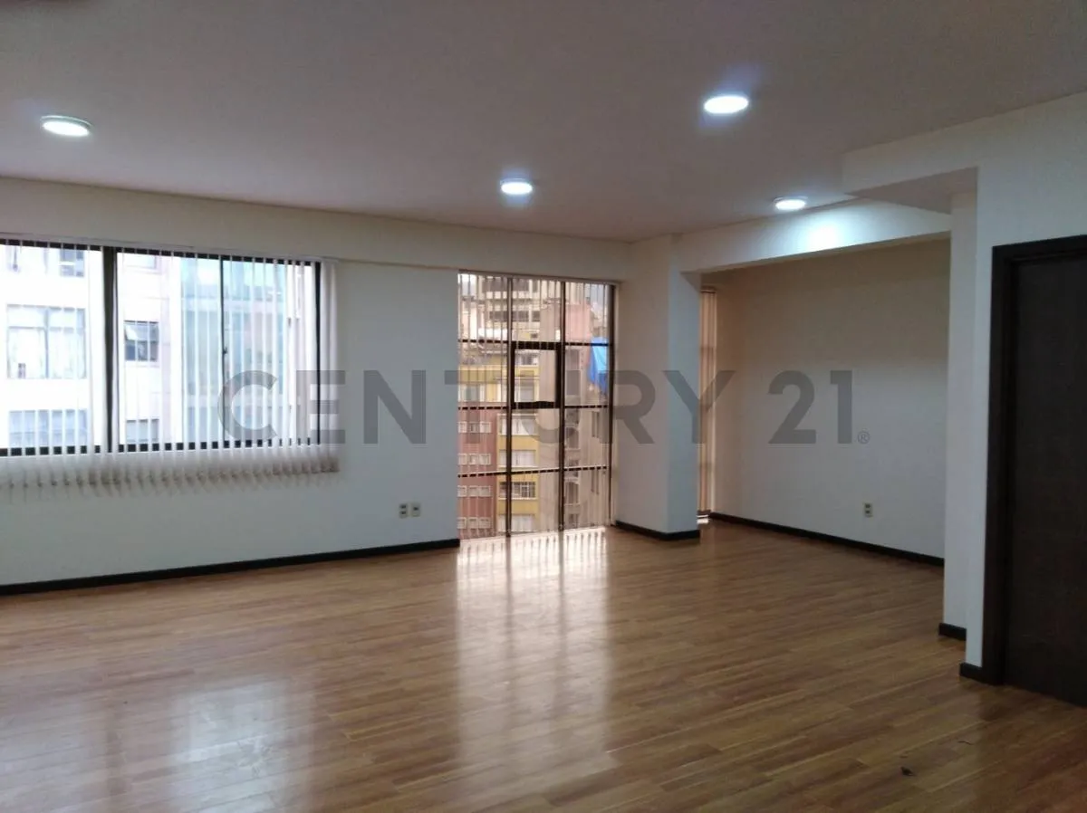 Foto 6 de Oficina en Venta | Cañada Strongest | 53 M²