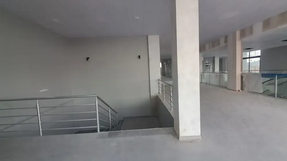 Foto 13 de Local comercial en alquiler en Kinti Mall