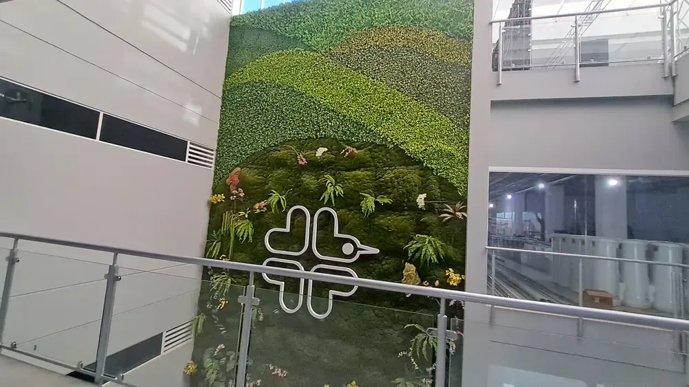Foto 3 de Local comercial en alquiler en Kinti Mall