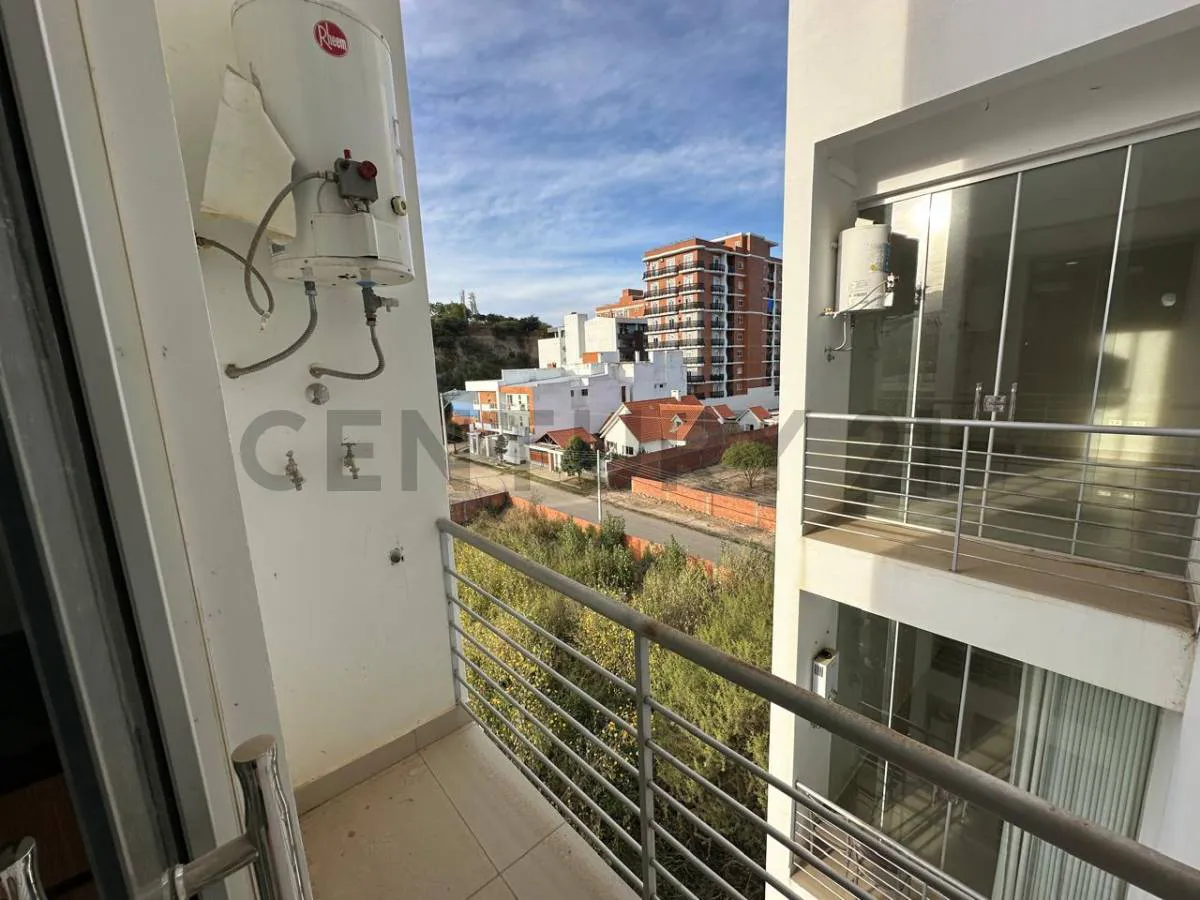Foto 4 de Departamento en Alquiler – Edificio Carlos