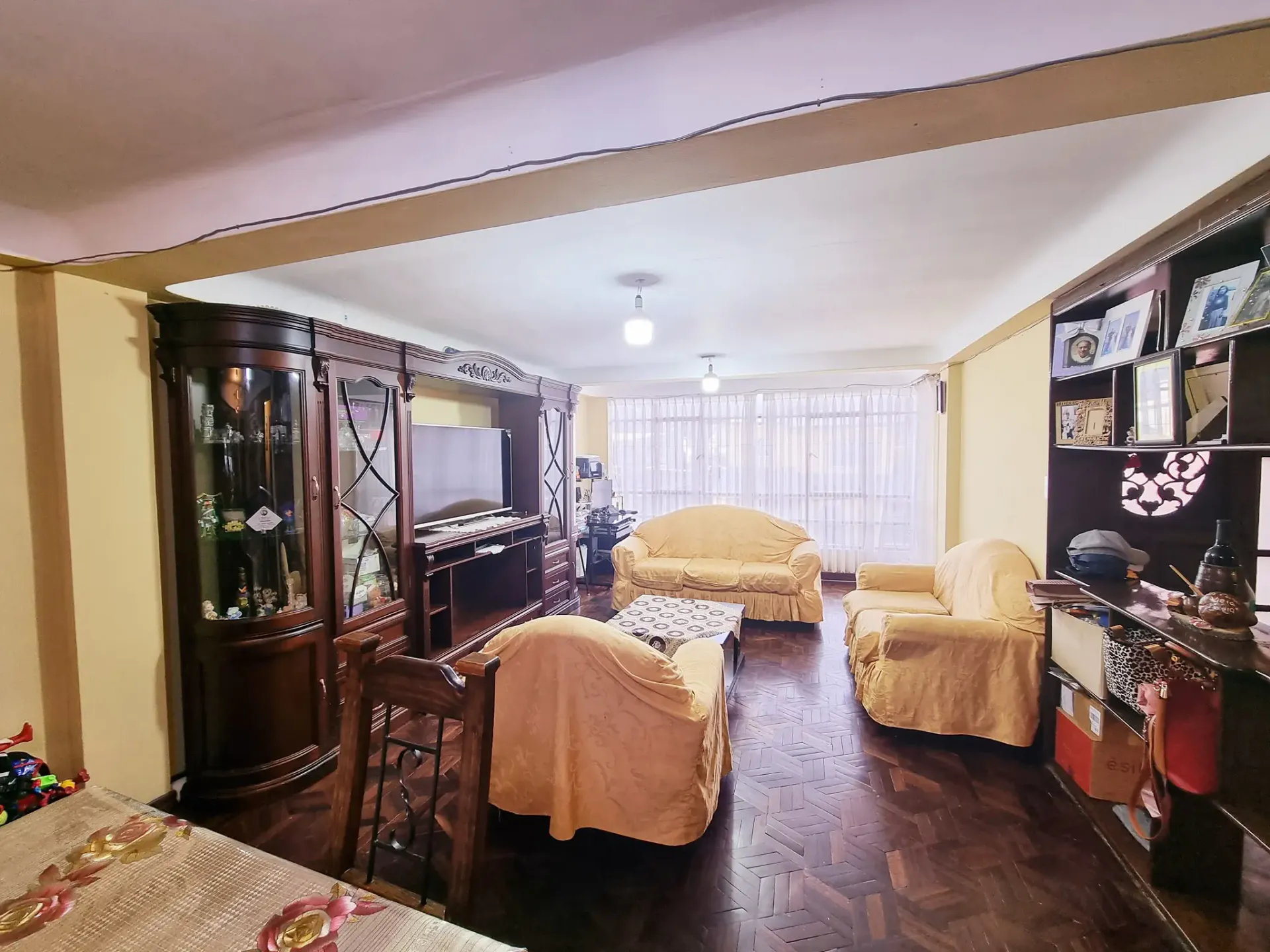 Foto 3 de Departamento en Venta - Alto Obrajes