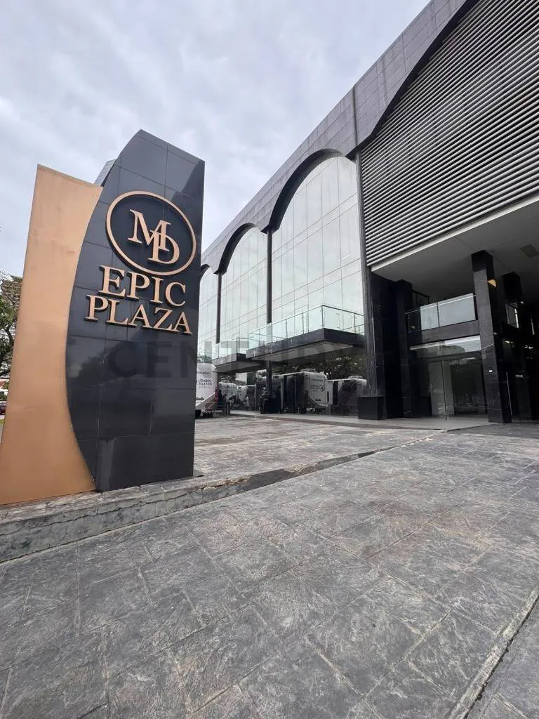 Foto 1 de Consultorio a estrenar en alquiler en Epic plaza en Equipetrol