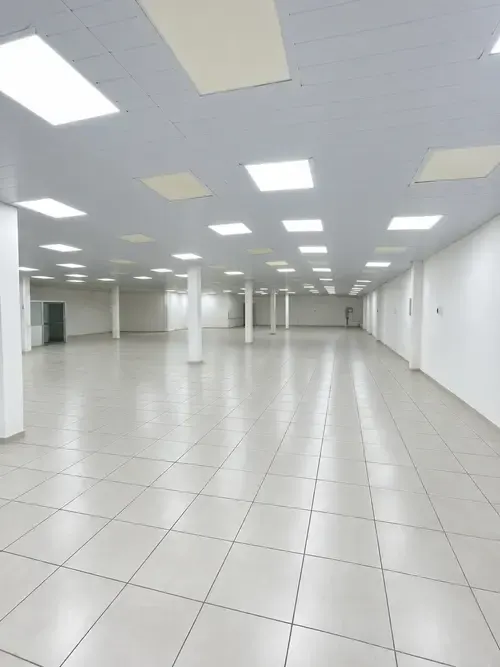 Foto 6 de Locales Comerciales en Alquiler | Av. Banzer Km 8½ Desde 50 Metros