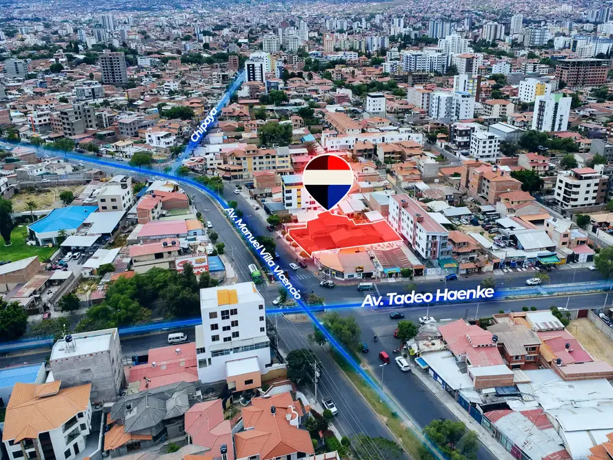 Foto 3 de Amplia Propiedd en Venta Sobre Av. Villavicencio