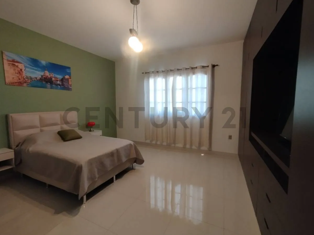 Foto 4 de Hermoso Departamento Amoblado en Alquiler - San Jorge II!