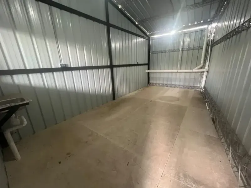 Foto 14 de Galpón comercial con ubicación estratégica en Cotoca EN ALQUILER
