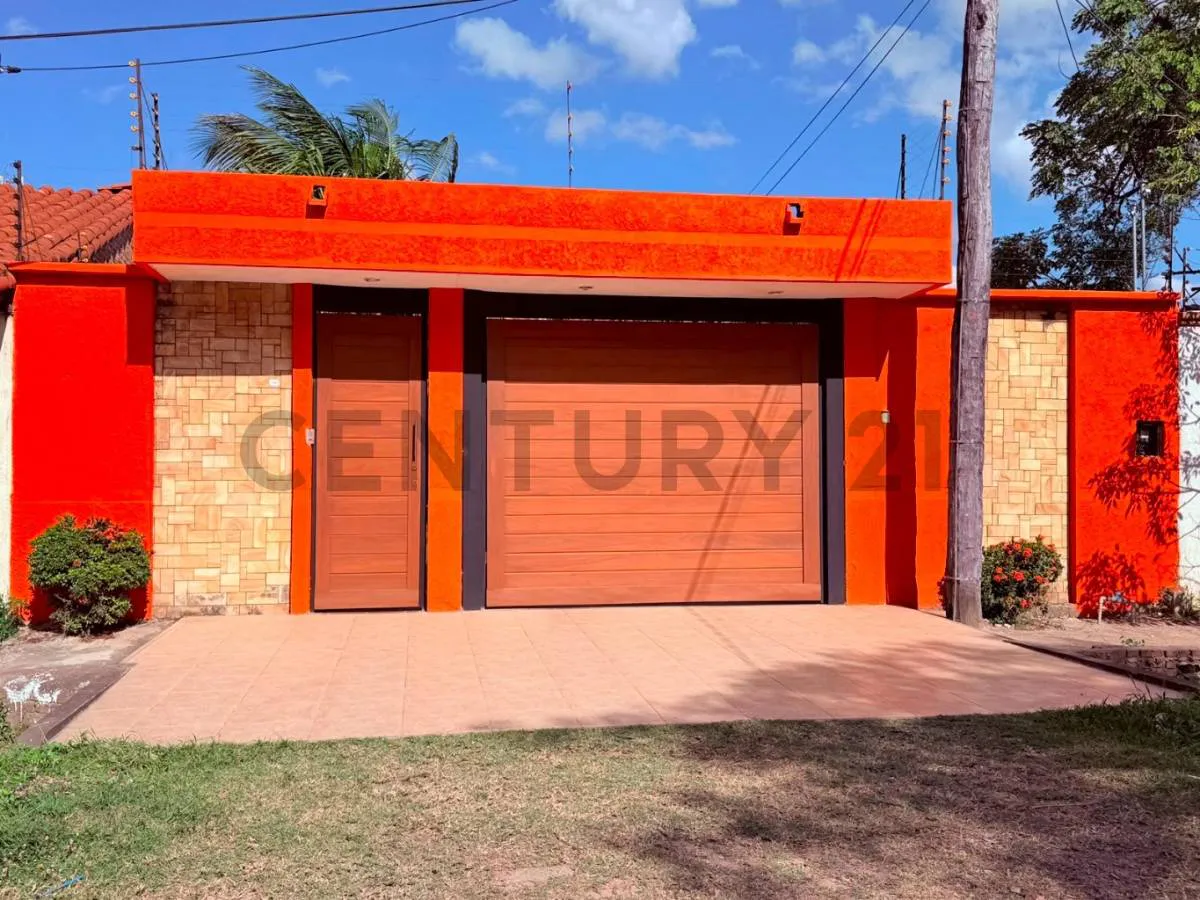 Foto 2 de Casa en Venta – Montero