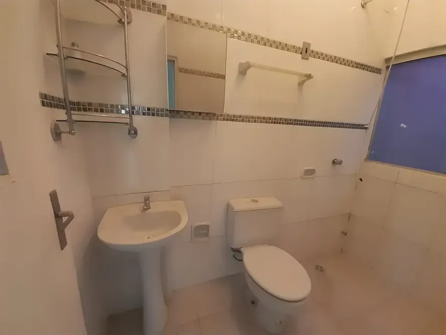 Foto 4 de Alquiler departamento 2 dormitorios Planta Alta