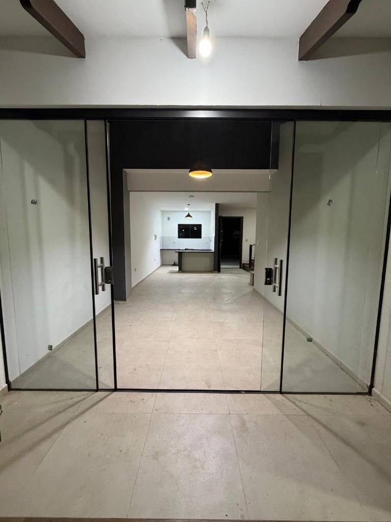 Foto 6 de 2 casas a estrenar, av. virgen de lujan
