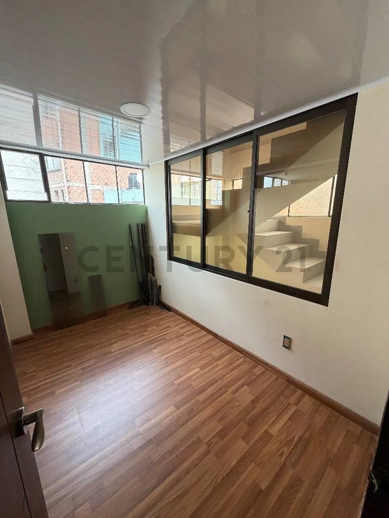 Foto 9 de Edificio en Venta 8 pisos Garita de Lima