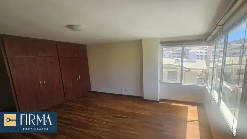 Foto 1 de Departamento en Venta en Achumani