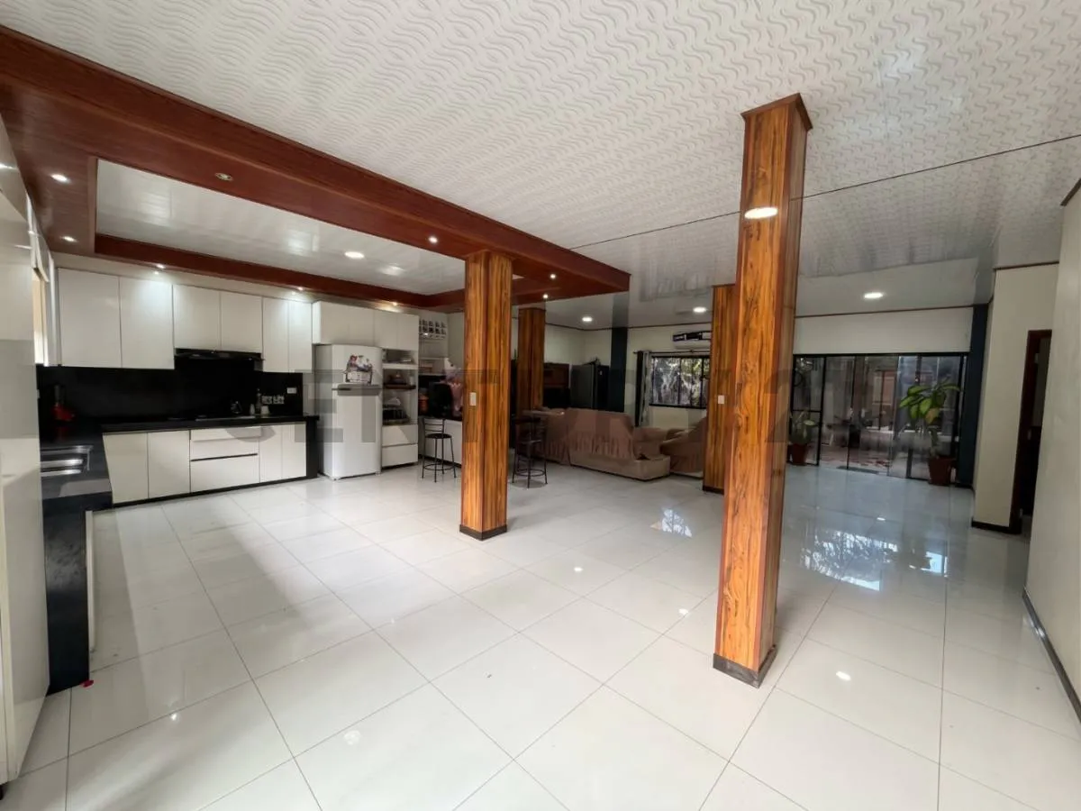 Foto 4 de Casa Comercial En Venta